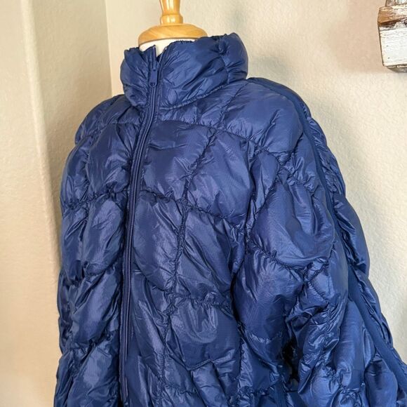 Free People Womens Scrunchy Glossy Pippa Packable Puffer Jacket Black Grape XS - Picture 9 of 16